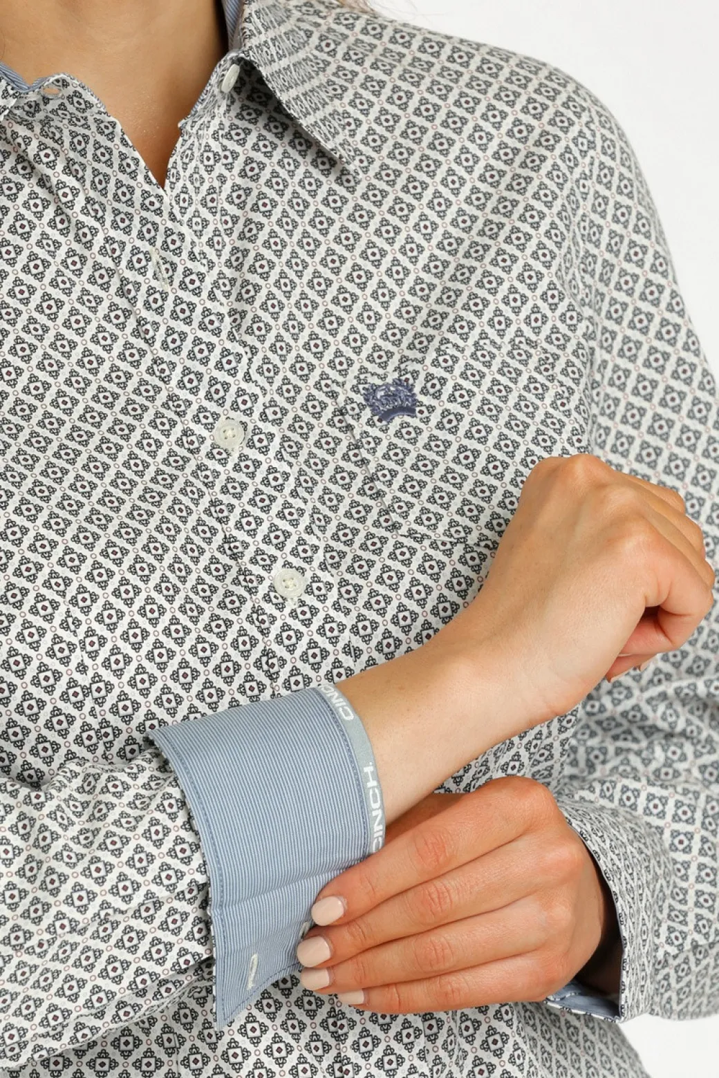 Cinch Cream Medallion Print LS Shirt