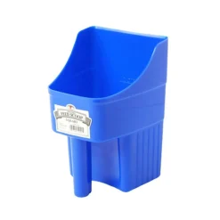 Little Giant 3 Quart Enclosed Plastic Feed Scoop