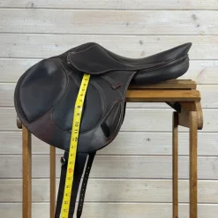 Used Antares Evolution Monoflap Close Contact Jump Saddle 17/MW