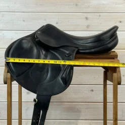 Used Antares Monoflap Close Contact Saddle 18/W