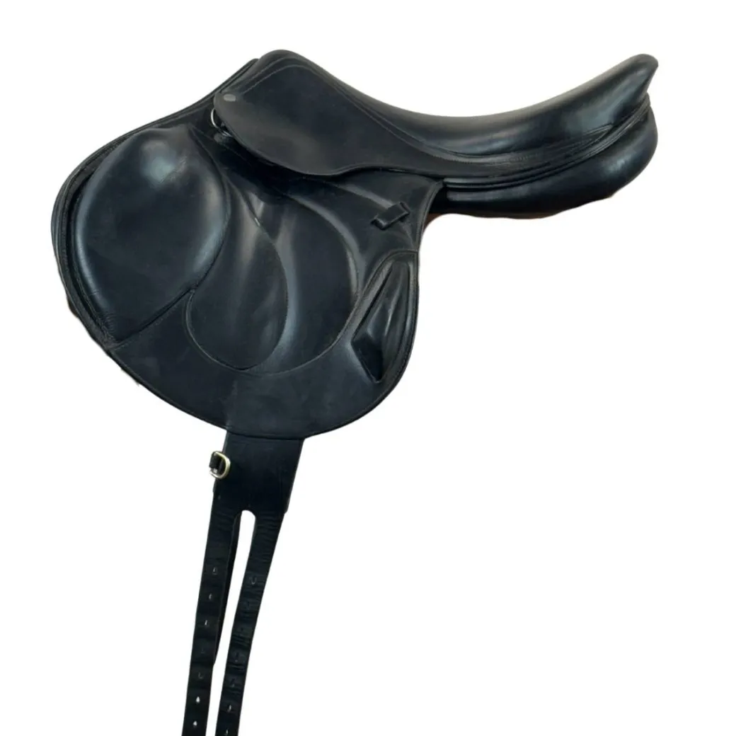 Used Antares Monoflap Close Contact Saddle 18/W