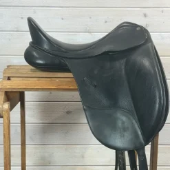 Used Bates Isabel Dressage Saddle 17/MW