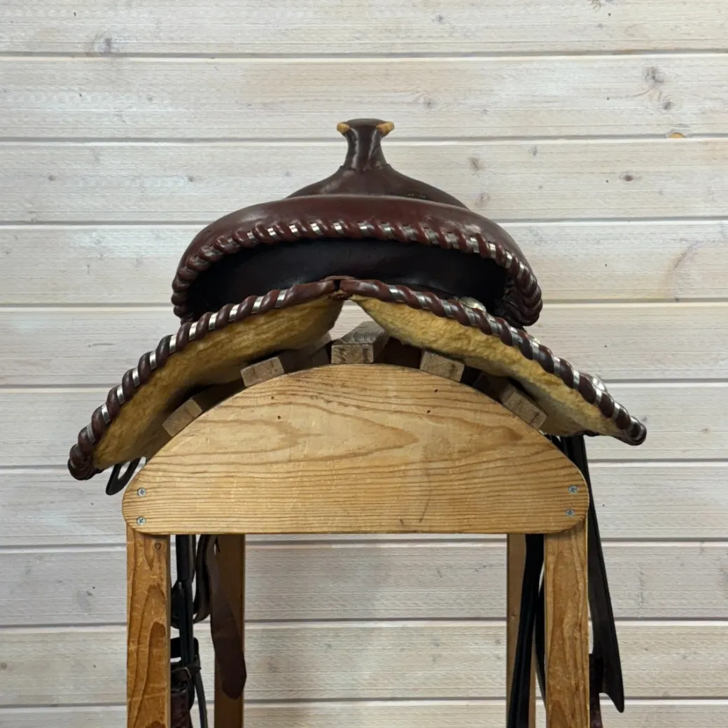 Used Billy Royal Western Saddle 15/M