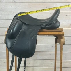 Used Custom Saddlery Wolfgang Omni Monoflap Dressage Saddle 18/MW