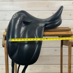 Used Devoucoux Mendia Dressage Saddle - 18/M