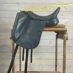 Used Sattlerei Dresch Verdades Dressage Saddle 17.5/W