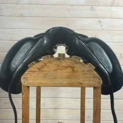 Used Sattlerei Dresch Verdades Dressage Saddle 17.5/W