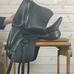 Used Sattlerei Dresch Verdades Dressage Saddle 17.5/W