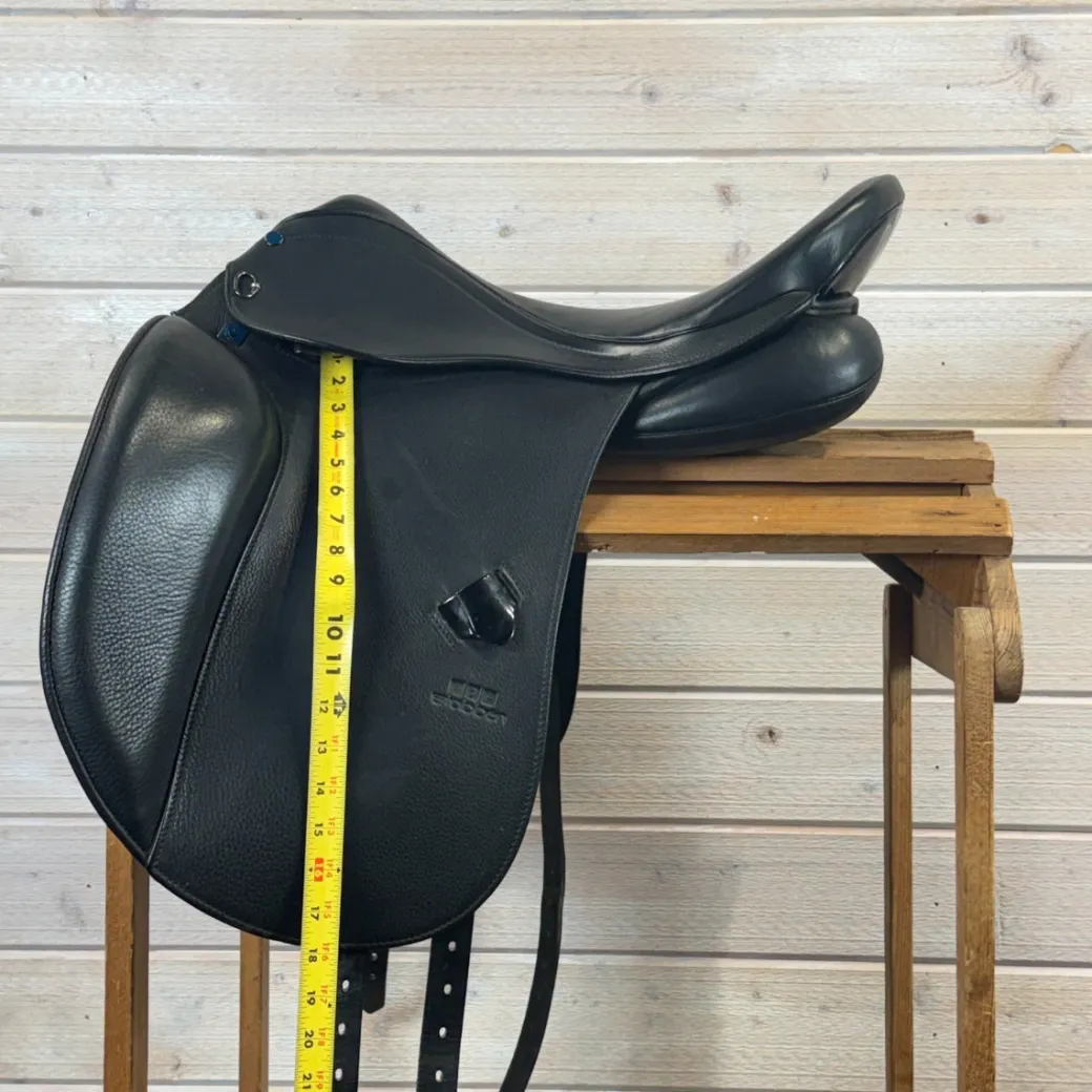 Used Stubben 1894 Dressage Saddle 18/M
