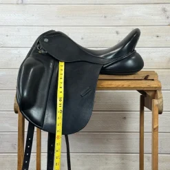 Used Trilogy Debbie McDonald Dressage Saddle 17/M