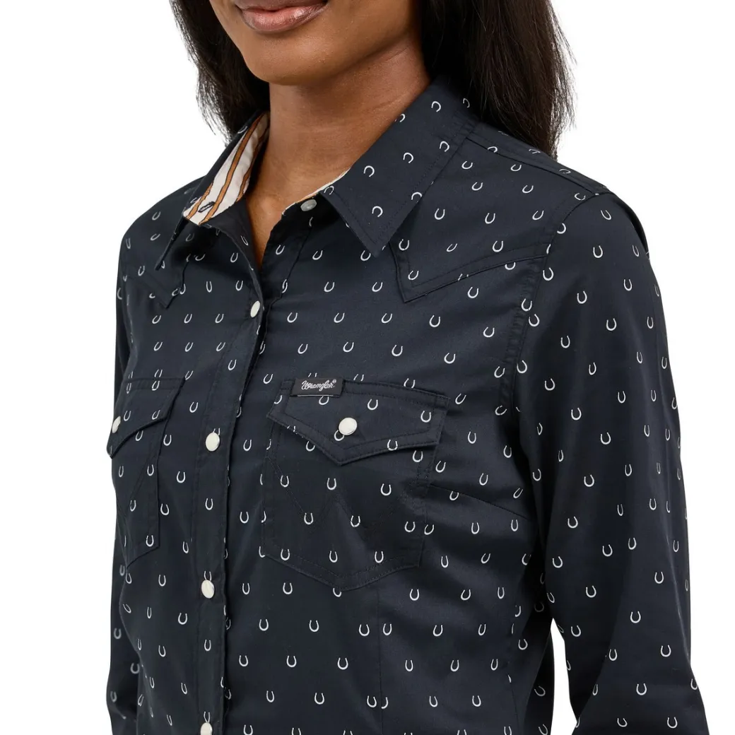 Wrangler Retro Horseshoe Print Snap Shirt